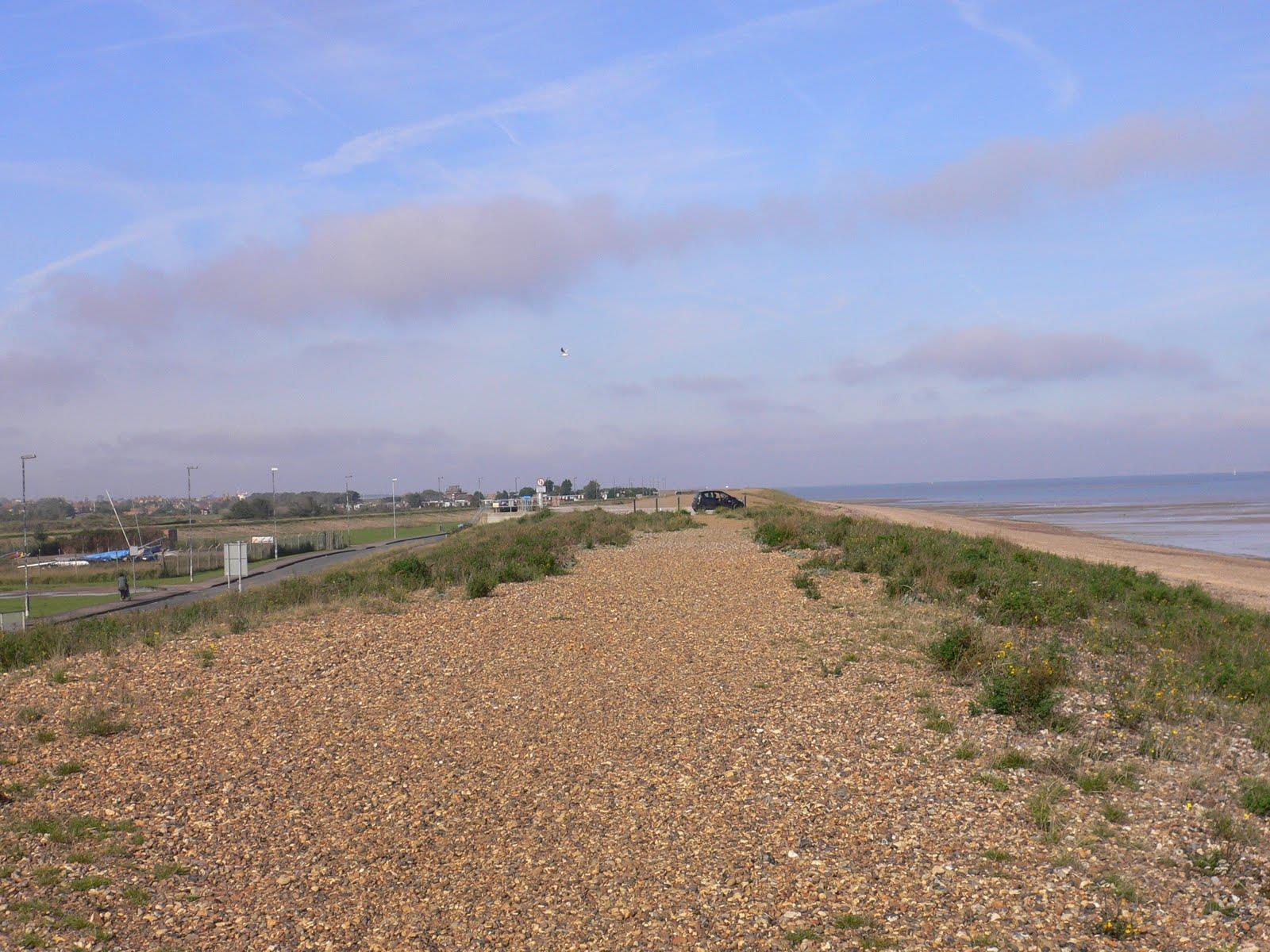 Shingle Bank Beach | Enjoy the seaside at Minster on the Isle ...